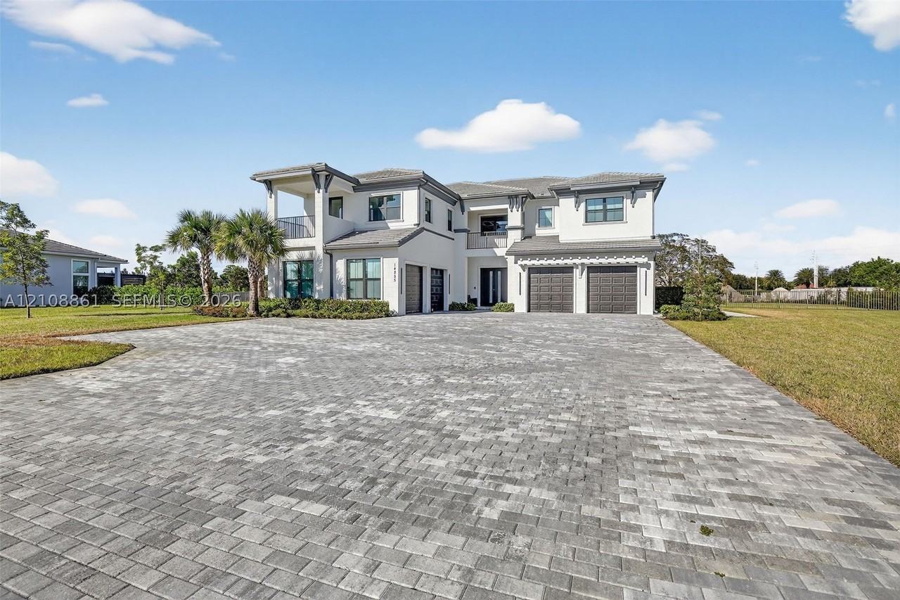 14855 Millstone Ranches Dr - Photo 4 of 50