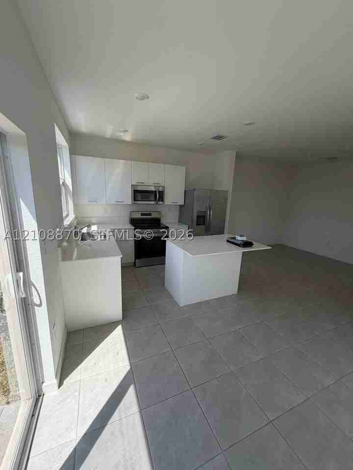 12304 Nw 23rd Ct #12304 - Photo 6 of 14