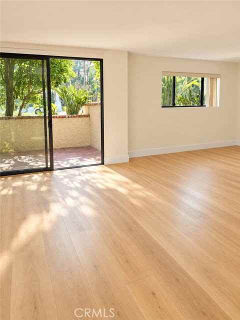 7300 Franklin Ave #355 - Photo 2 of 8
