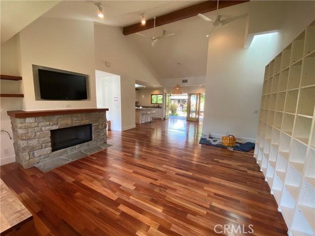 3304 Pacific Ave - Photo 3 of 8