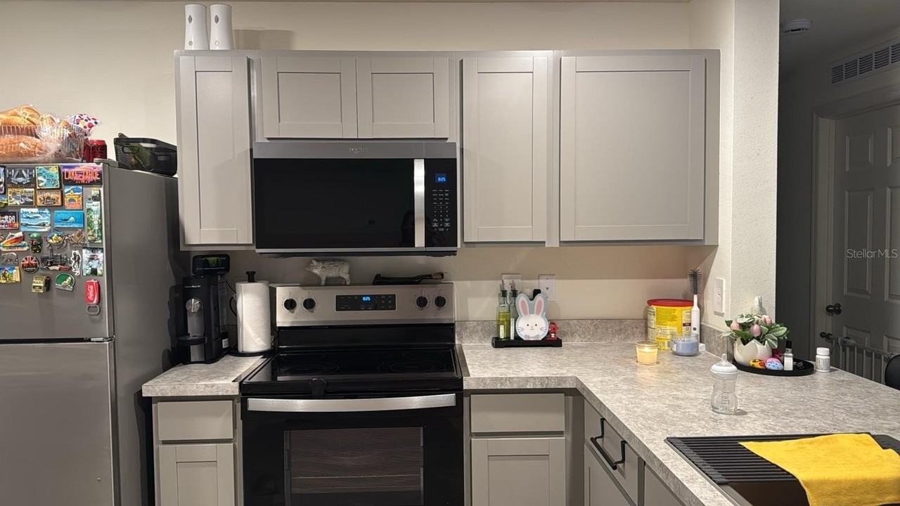 770 Schrader Ave Sw - Photo 2 of 7