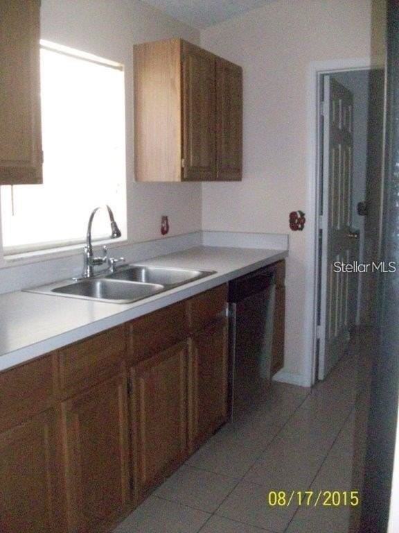 2133 Rj Cir - Photo 2 of 11