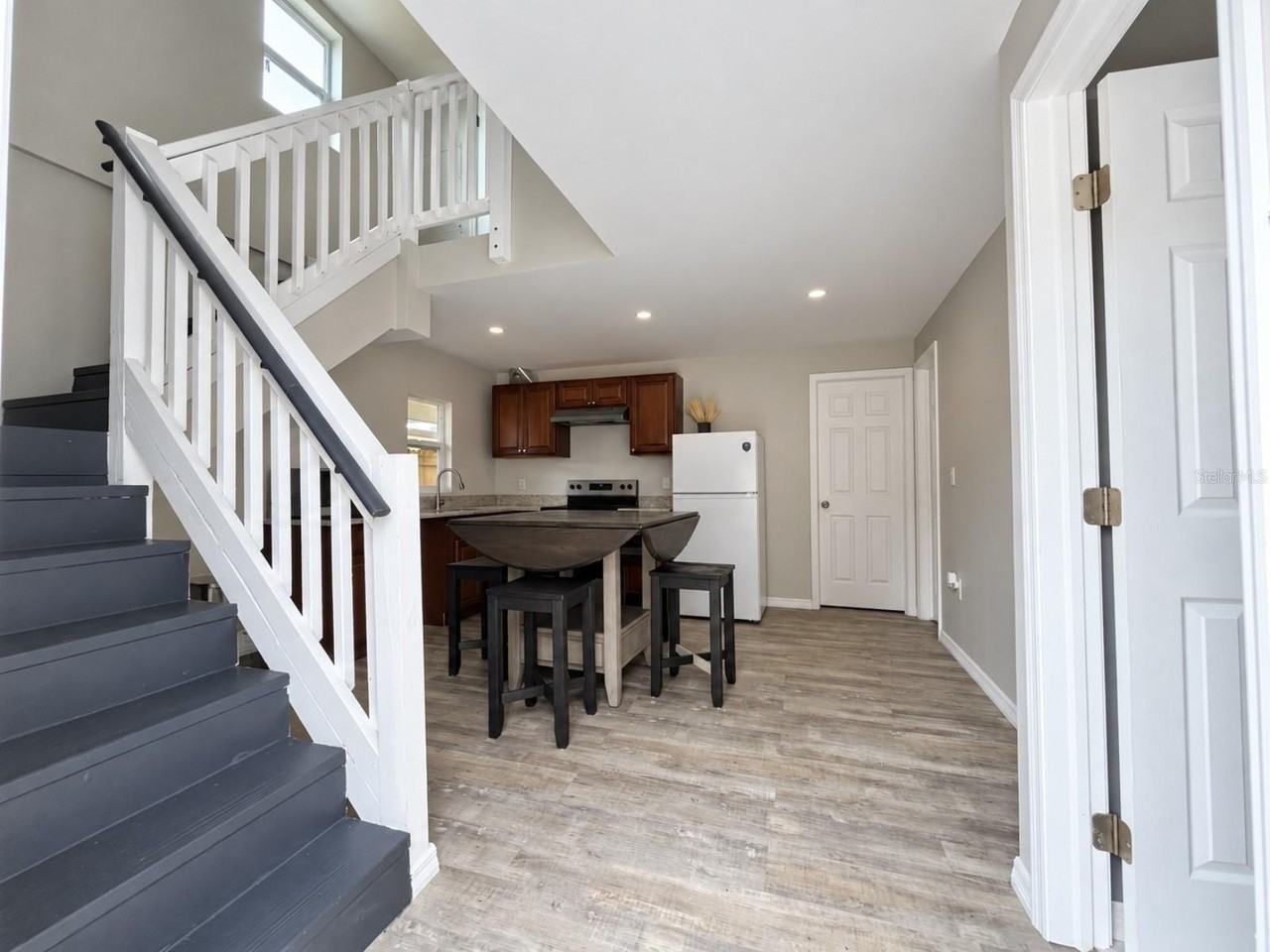 8435 Gerbera Ave - Photo 3 of 10