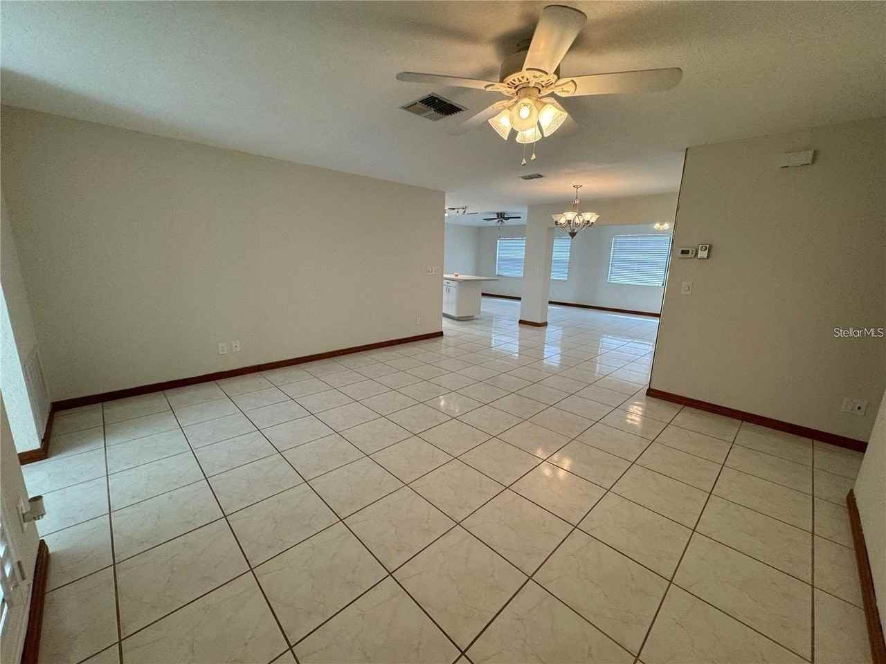 8725 Aruba Ln - Photo 5 of 31