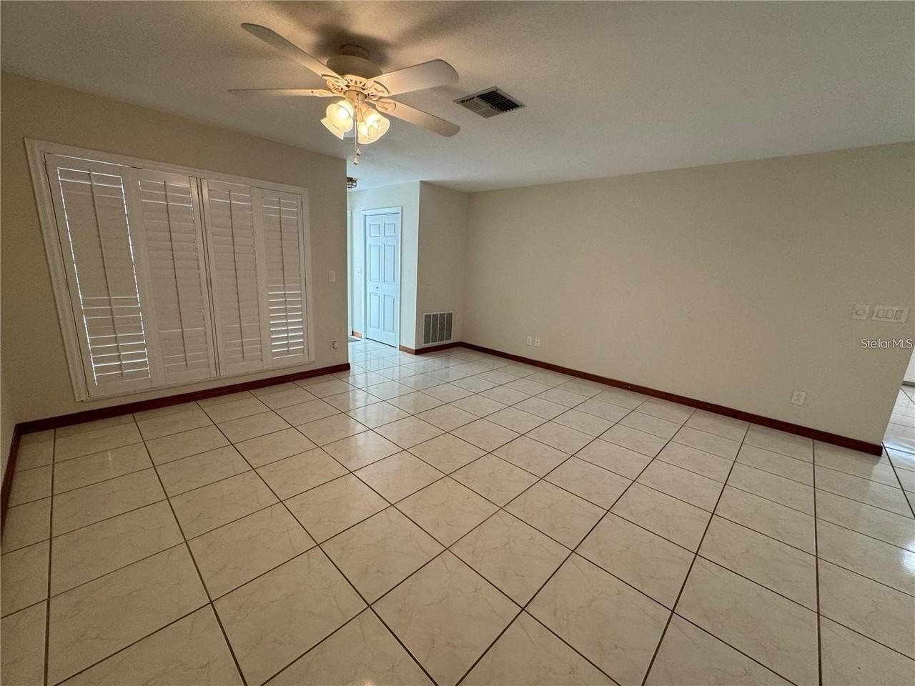 8725 Aruba Ln - Photo 6 of 31
