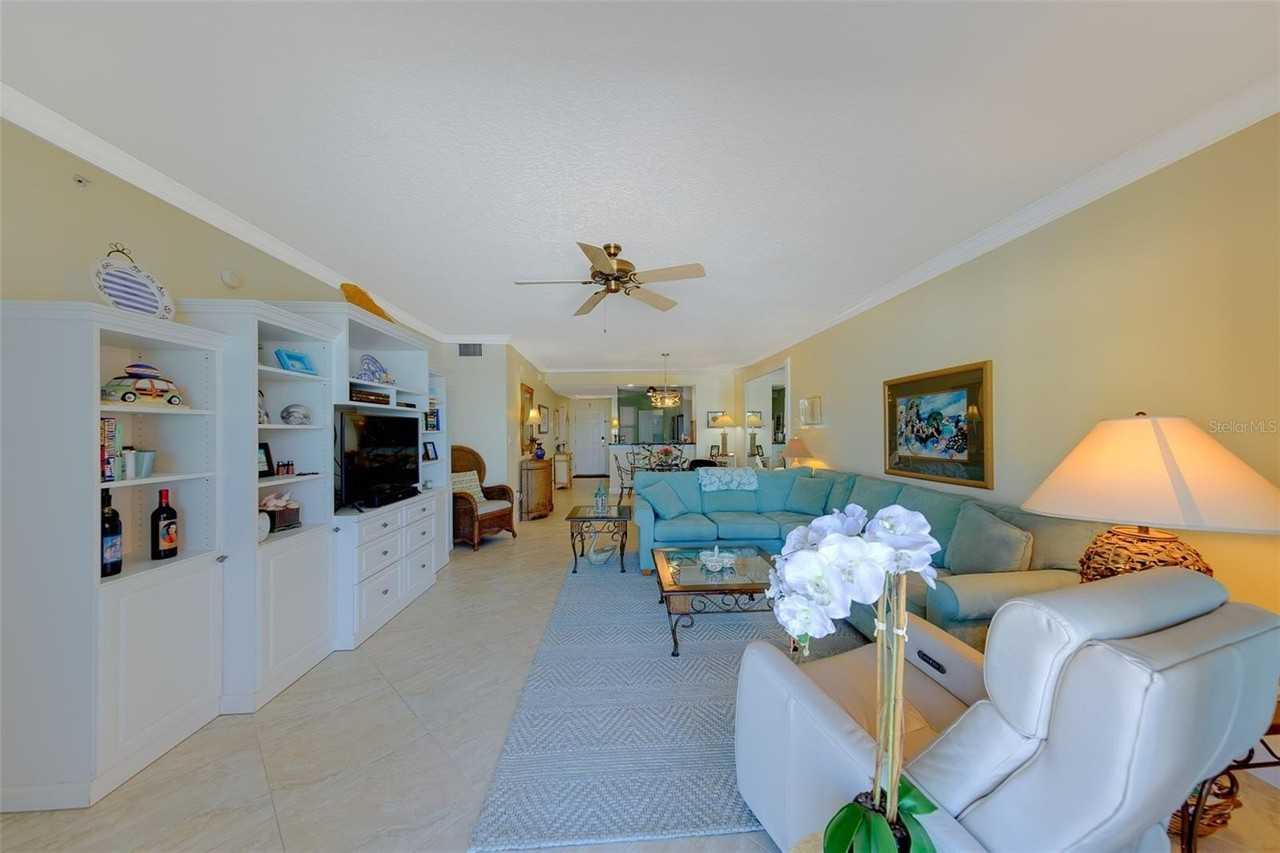 16600 Gulf Blvd #433 - Photo 6 of 29