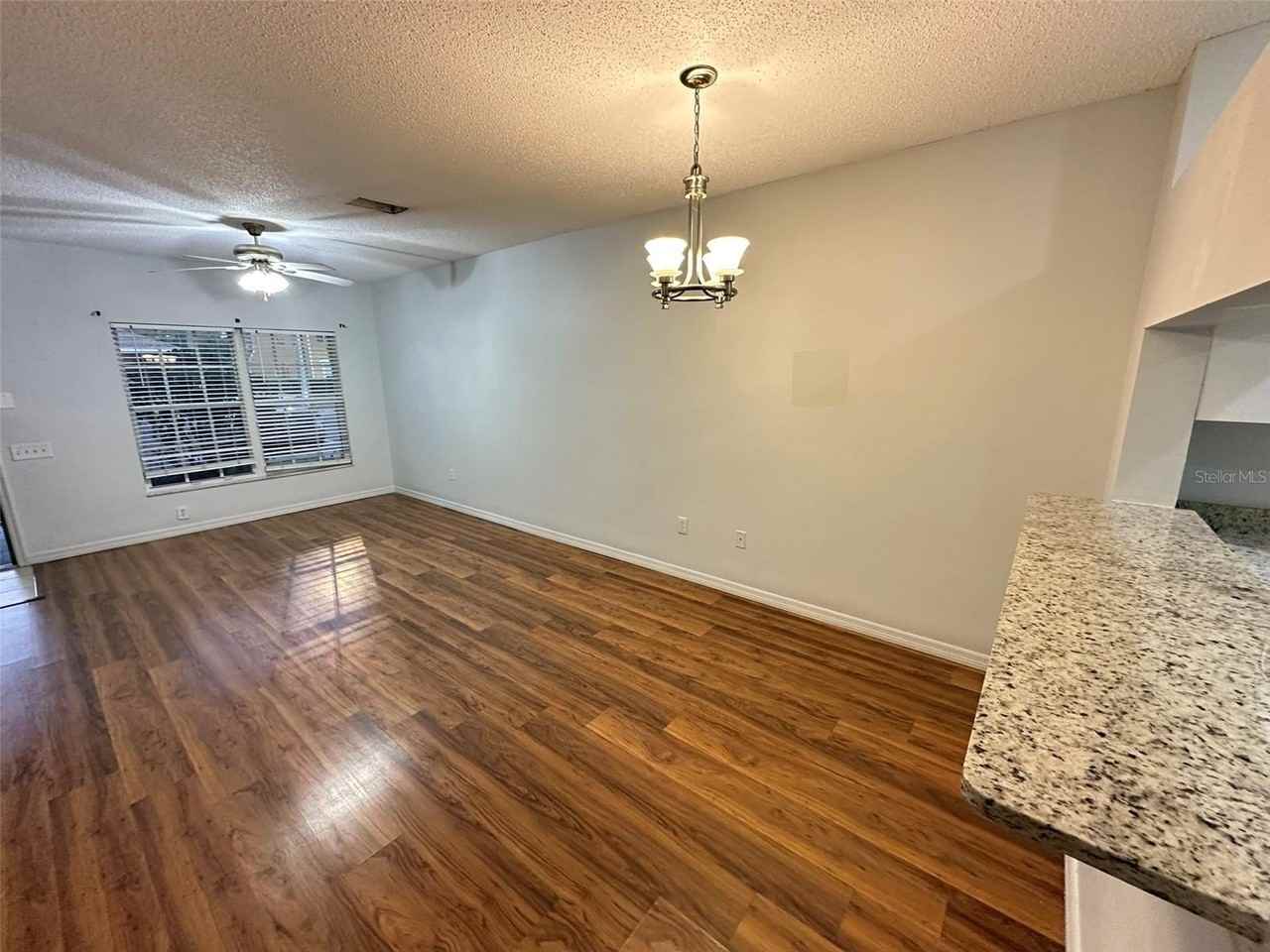 1317 Costa Mesa Dr - Photo 5 of 12