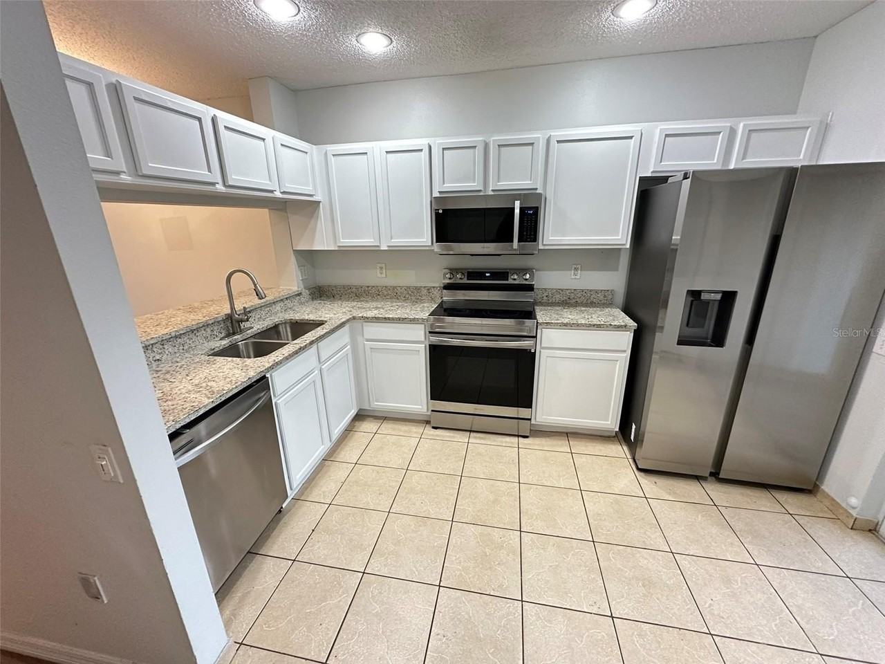 1317 Costa Mesa Dr - Photo 6 of 12