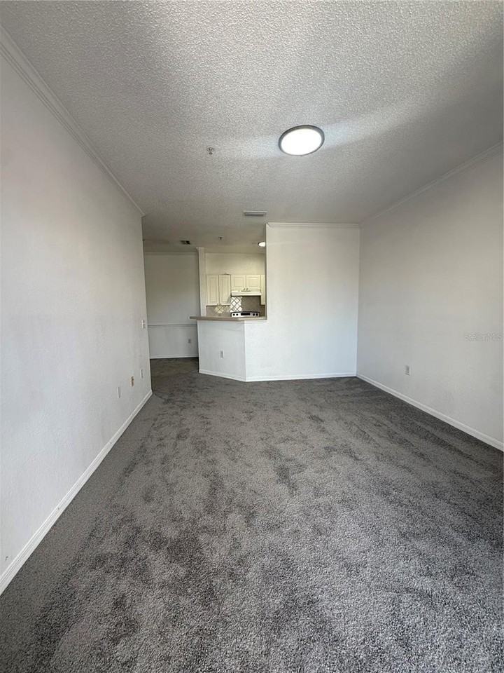 18001 Richmond Place Dr #523 - Photo 3 of 18