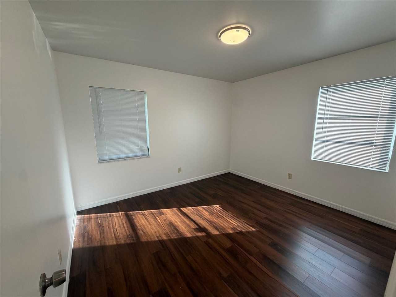 4017 W La Salle St - Photo 7 of 15