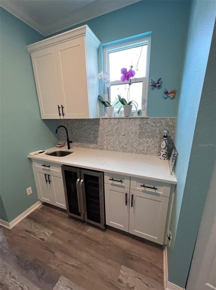 411 S Melville Ave #4 - Photo 6 of 41
