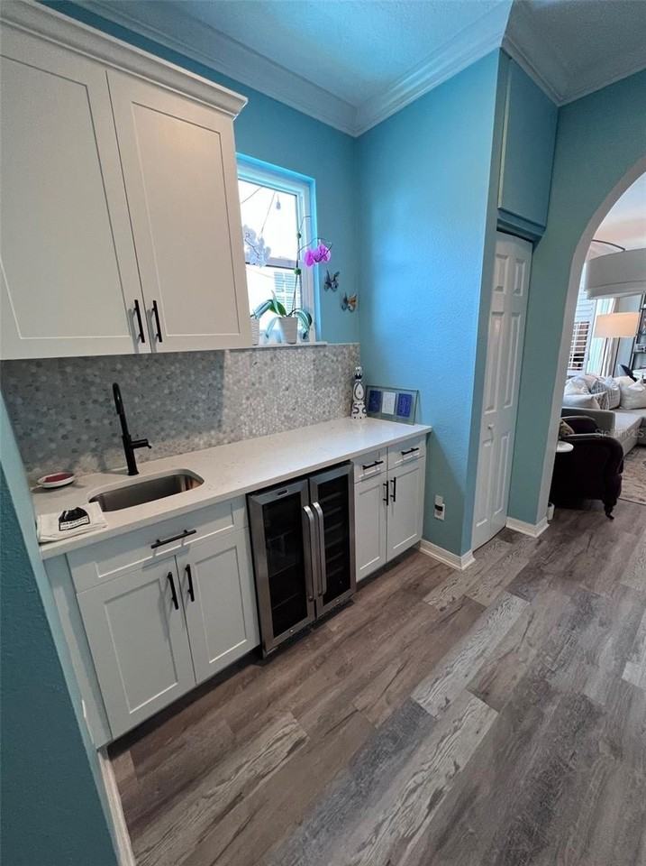 411 S Melville Ave #4 - Photo 7 of 41