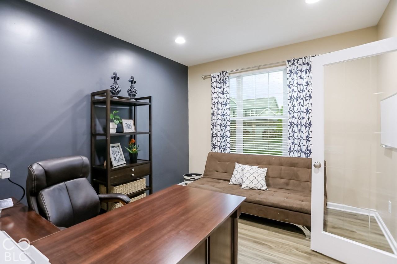 7827 Hedgehop Dr - Photo 6 of 50