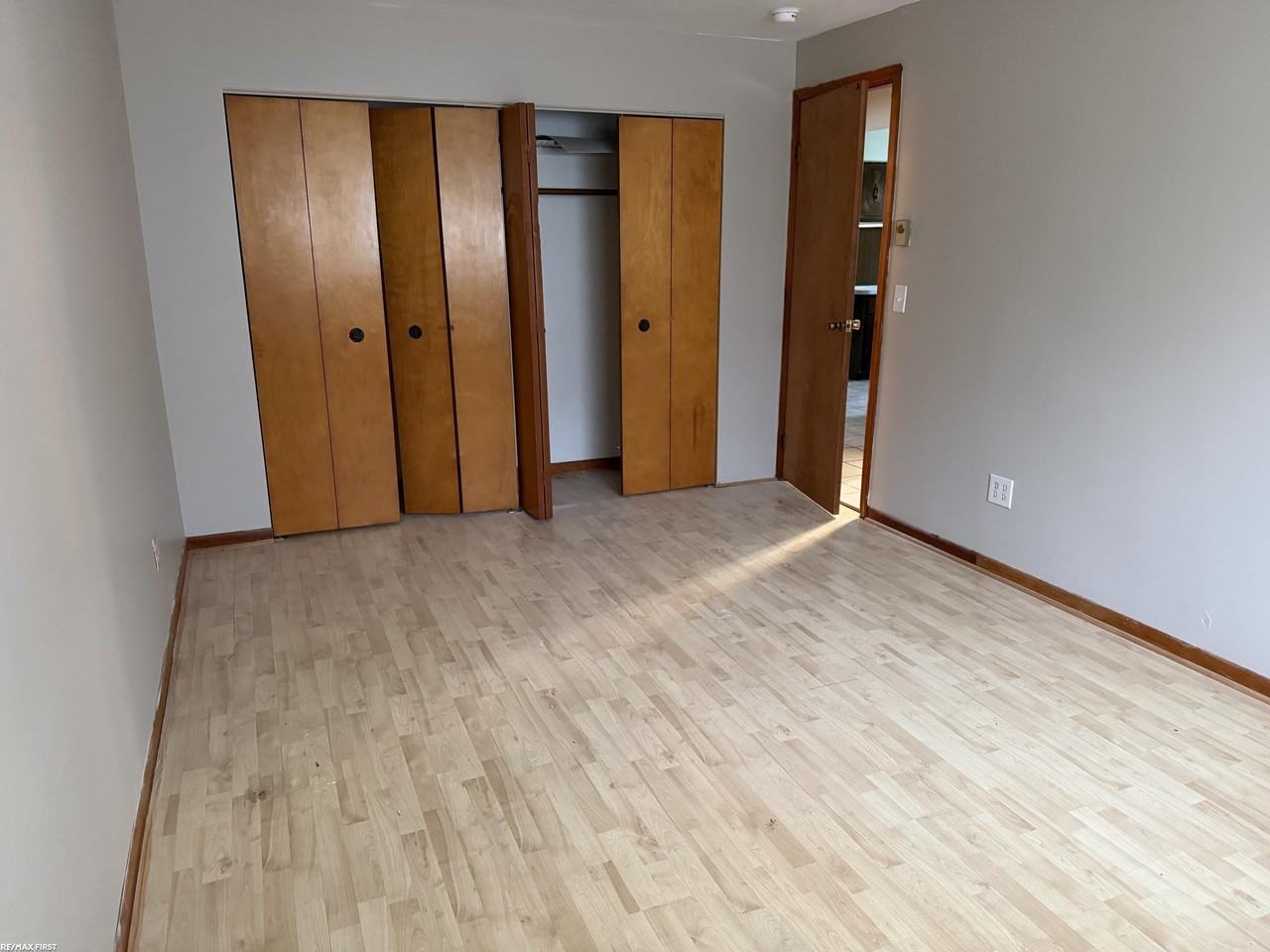 22174 David Ave - Photo 6 of 10
