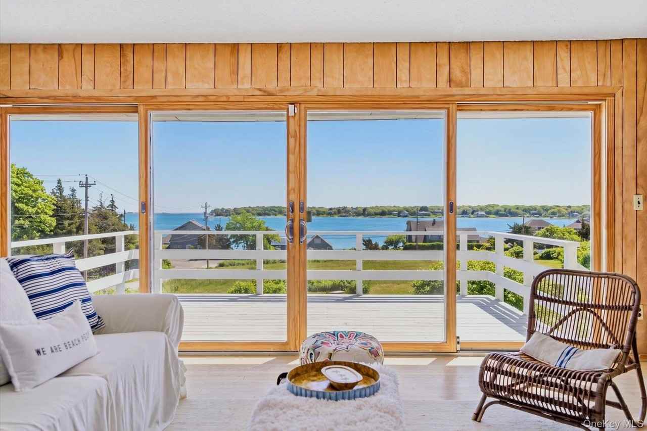 1 Oceanview Rd - Photo 2 of 15
