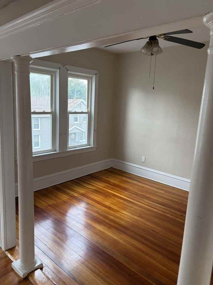 29 Bardsley St #2W - Photo 4 of 5