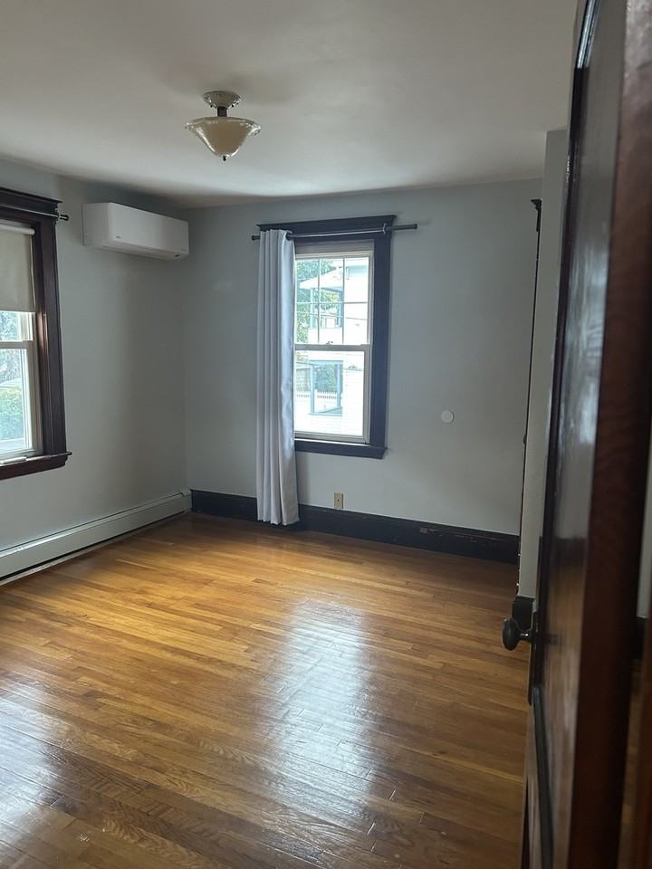 519 Mystic Valley Pkwy #2 - Photo 6 of 16