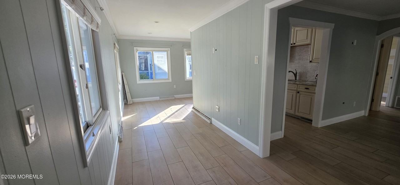 509 Woodpark Dr - Photo 4 of 18