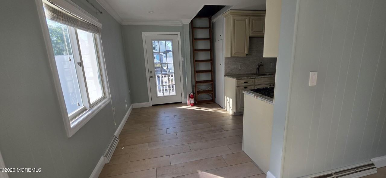509 Woodpark Dr - Photo 5 of 18