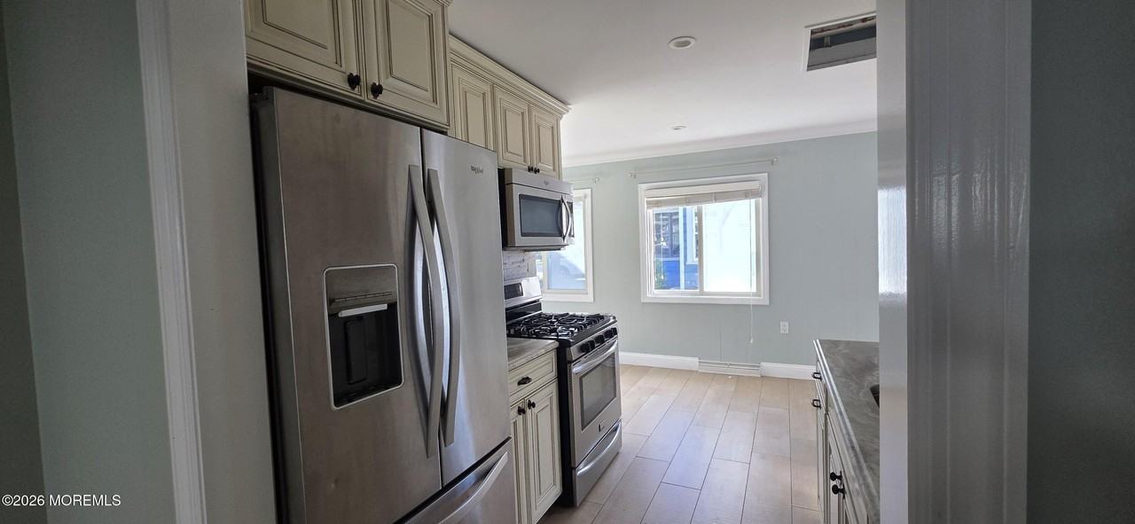 509 Woodpark Dr - Photo 7 of 18