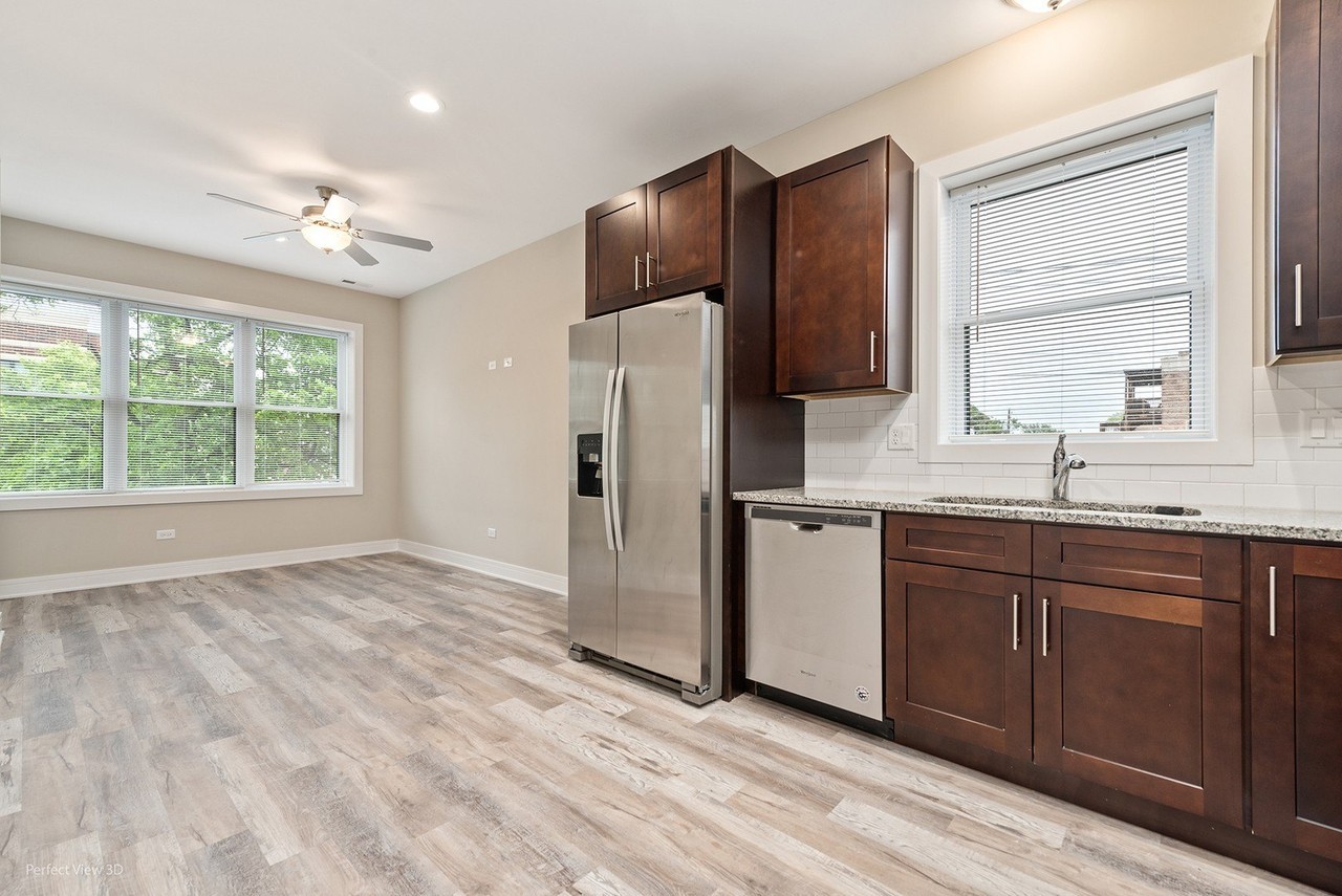 6526 S Maryland Ave #2 - Photo 2 of 12