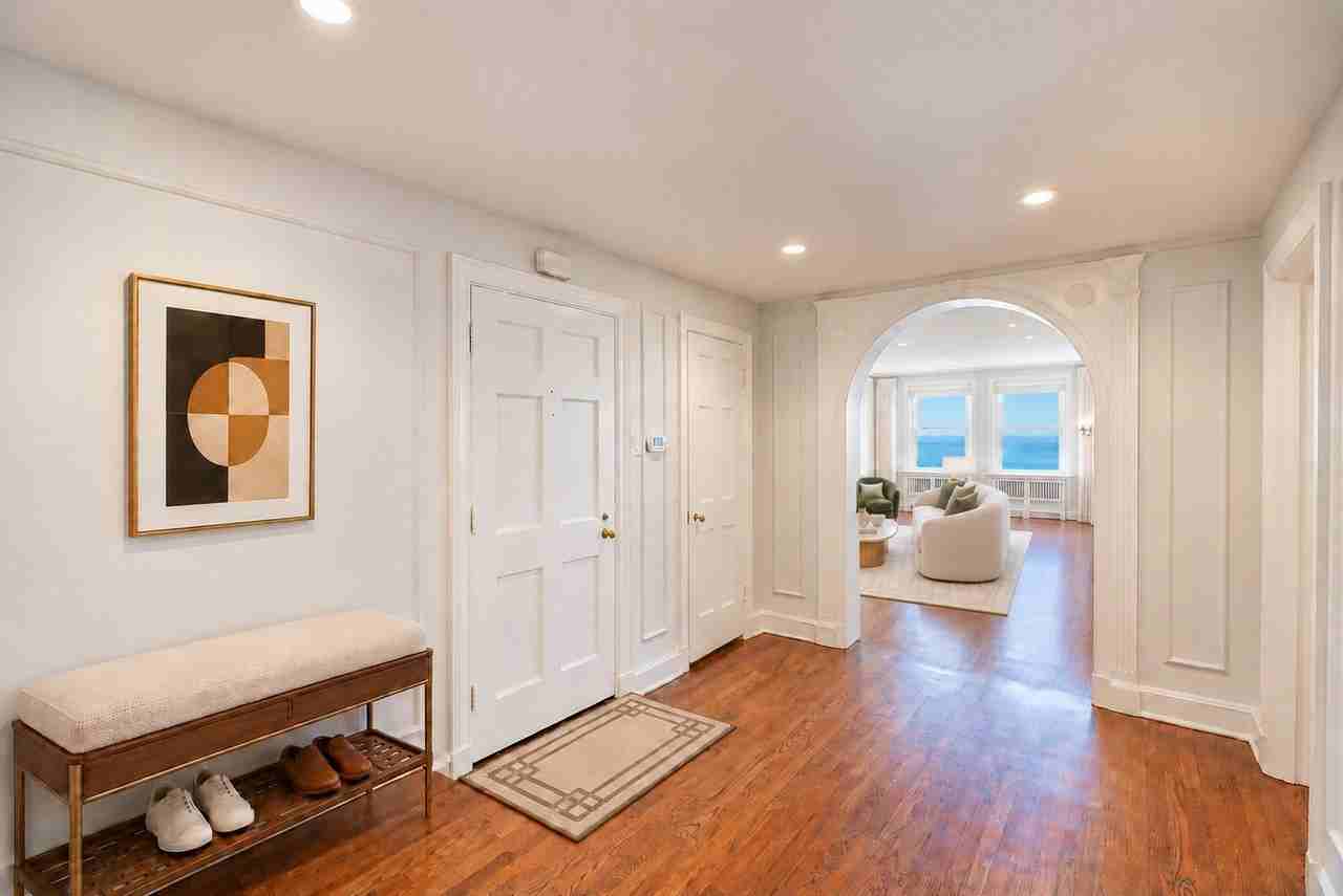 3240 N Lake Shore Dr #18C - Photo 2 of 29