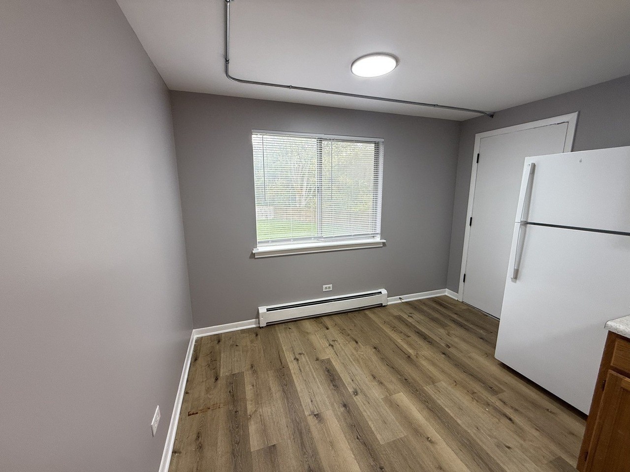 7041 170th St #1N - Photo 3 of 10