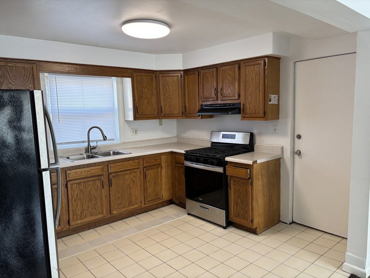 5700 W Montrose Ave #1C - Photo 5 of 43