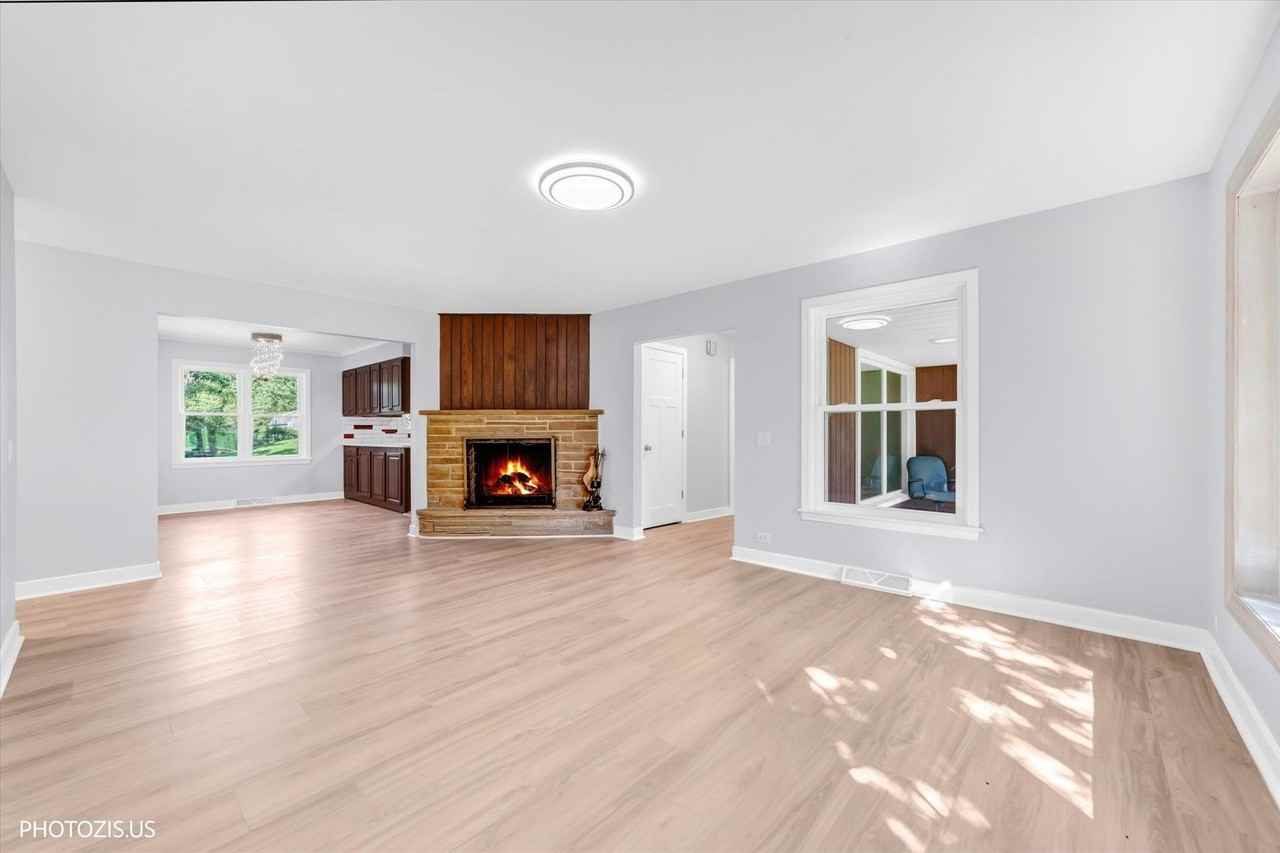 7056 Osage Rd - Photo 4 of 32