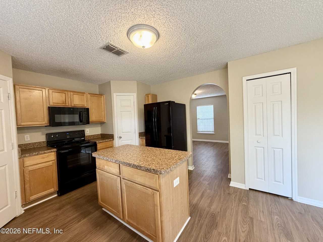 2614 Sunrise Ridge Ln - Photo 4 of 31