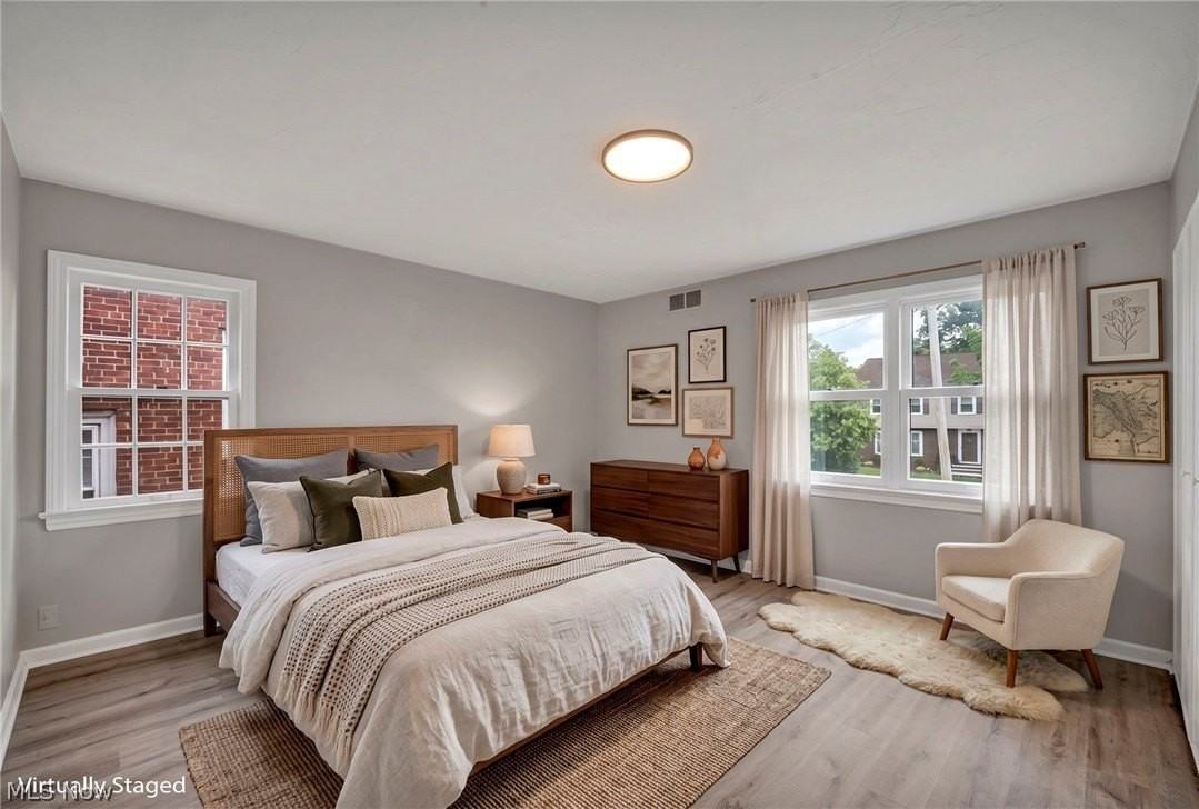 2496 Saybrook Rd - Photo 6 of 28