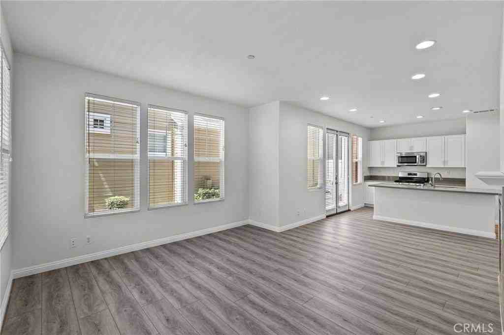 6 Lindenwood - Photo 6 of 6