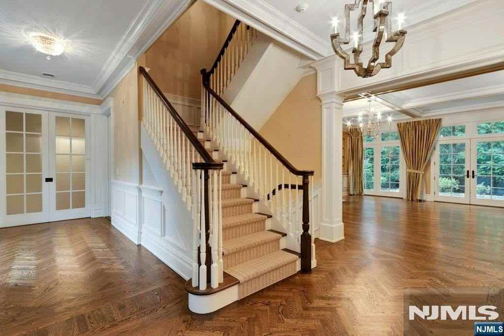 74 Roberts Rd - Photo 4 of 40