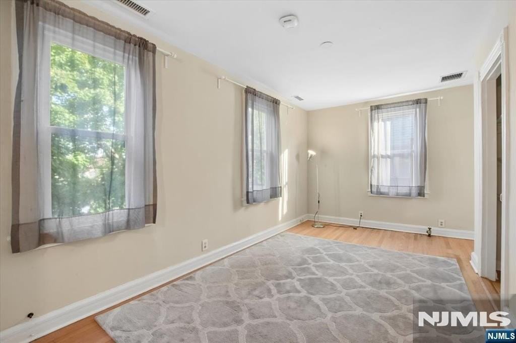 27 Valley Rd #2 - Photo 5 of 20