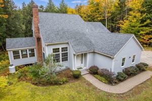 featured image of 25 James Ln