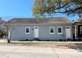 featured image of 2102 Josephine St