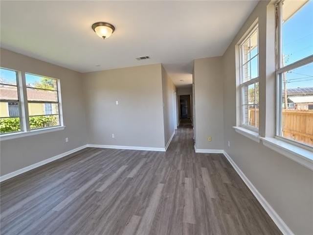 5341 N Rampart St - Photo 2 of 10