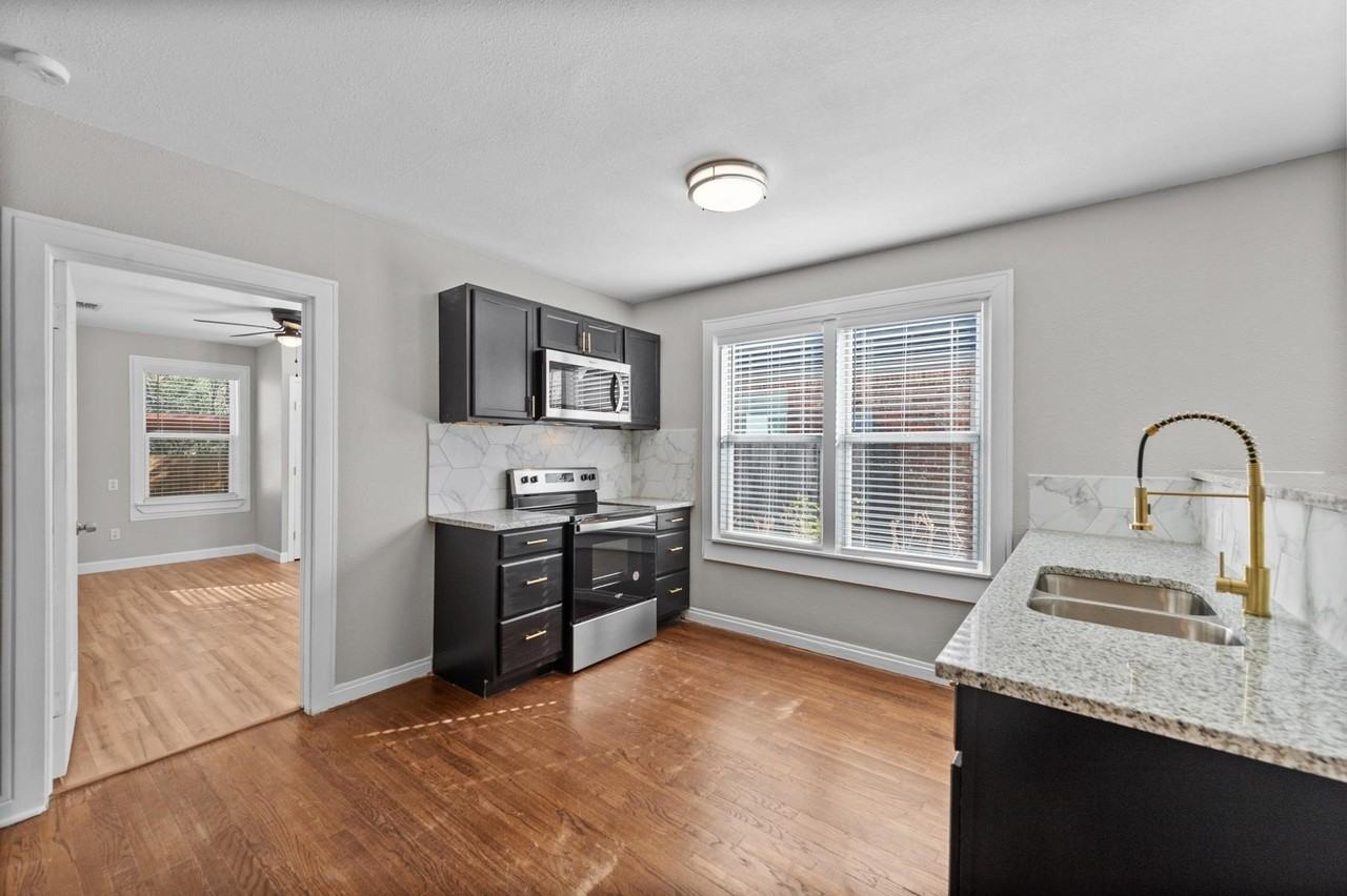 3770 W 6th St - Photo 6 of 15