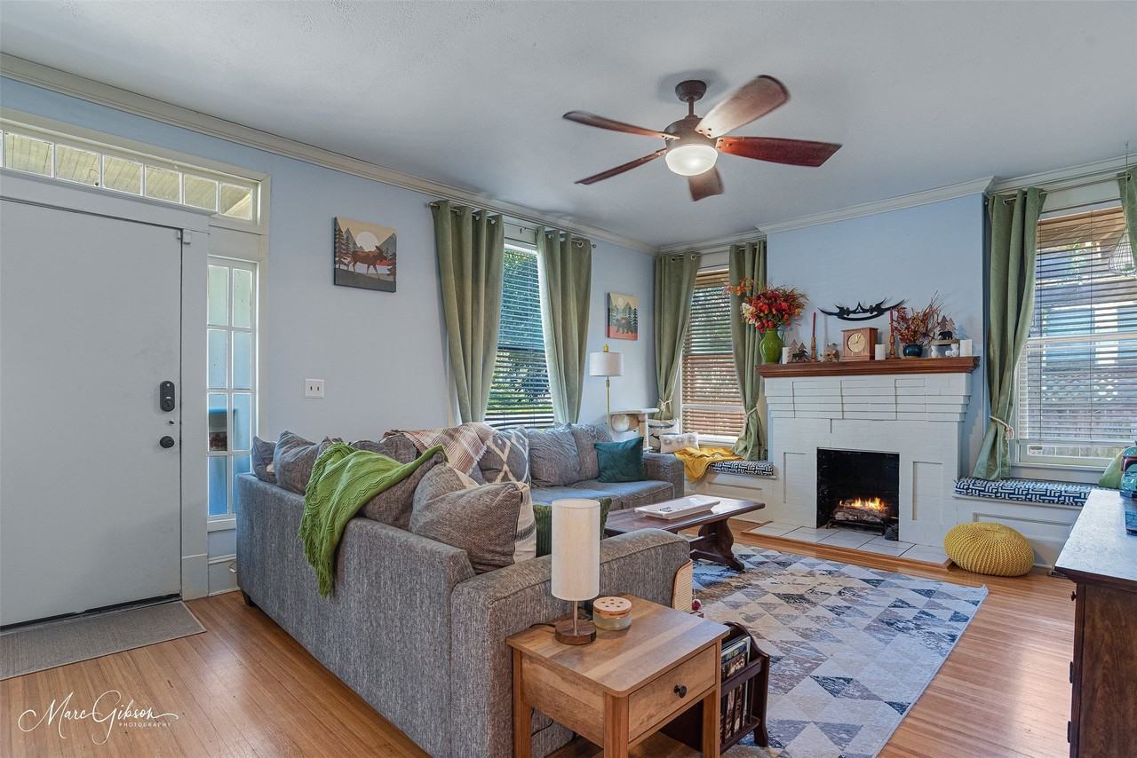 843 Gladstone Blvd - Photo 2 of 17