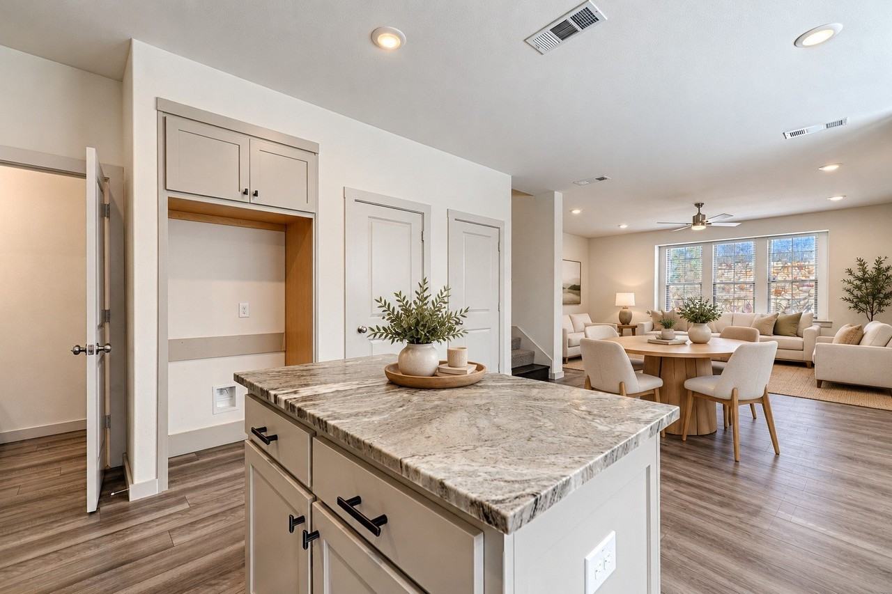 325 Mcconathy Way - Photo 7 of 34