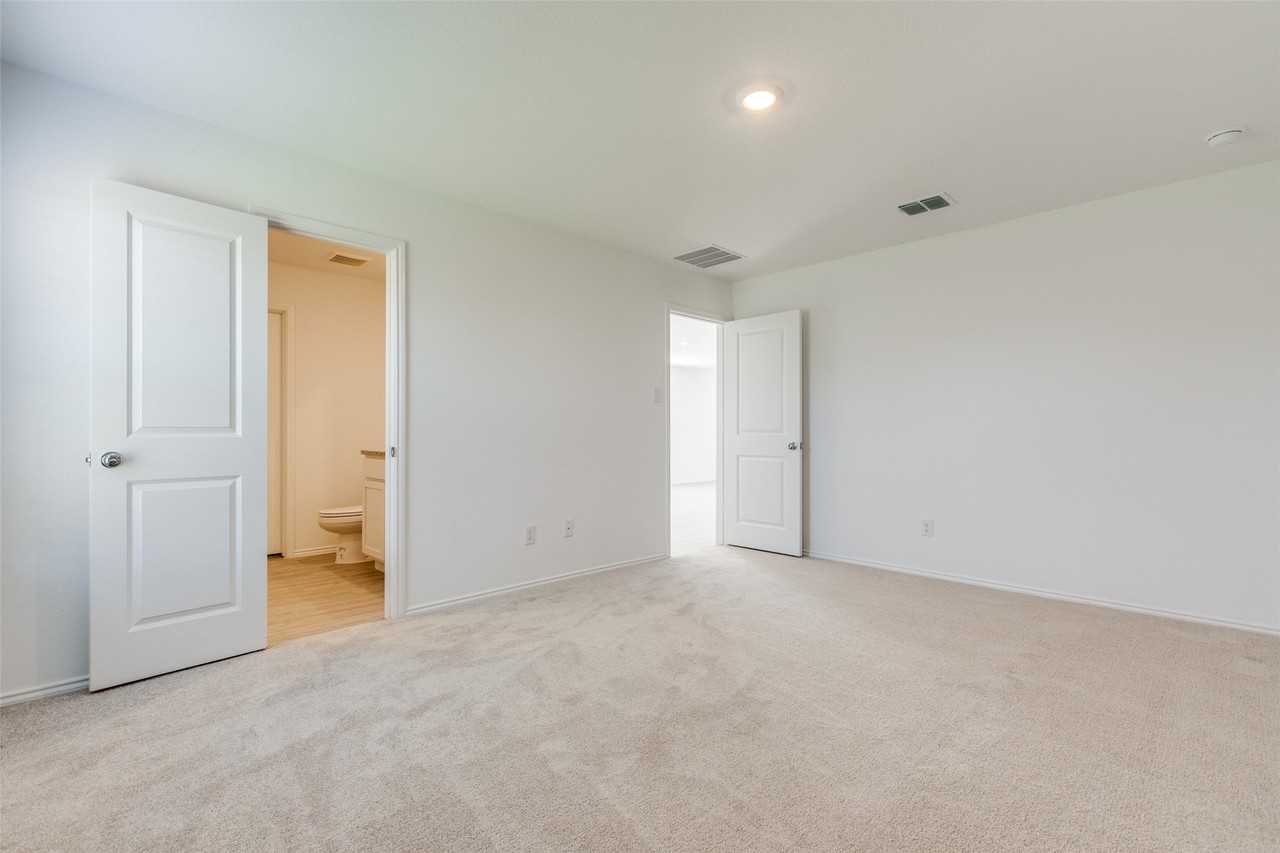 9216 Grackle Pl - Photo 5 of 27