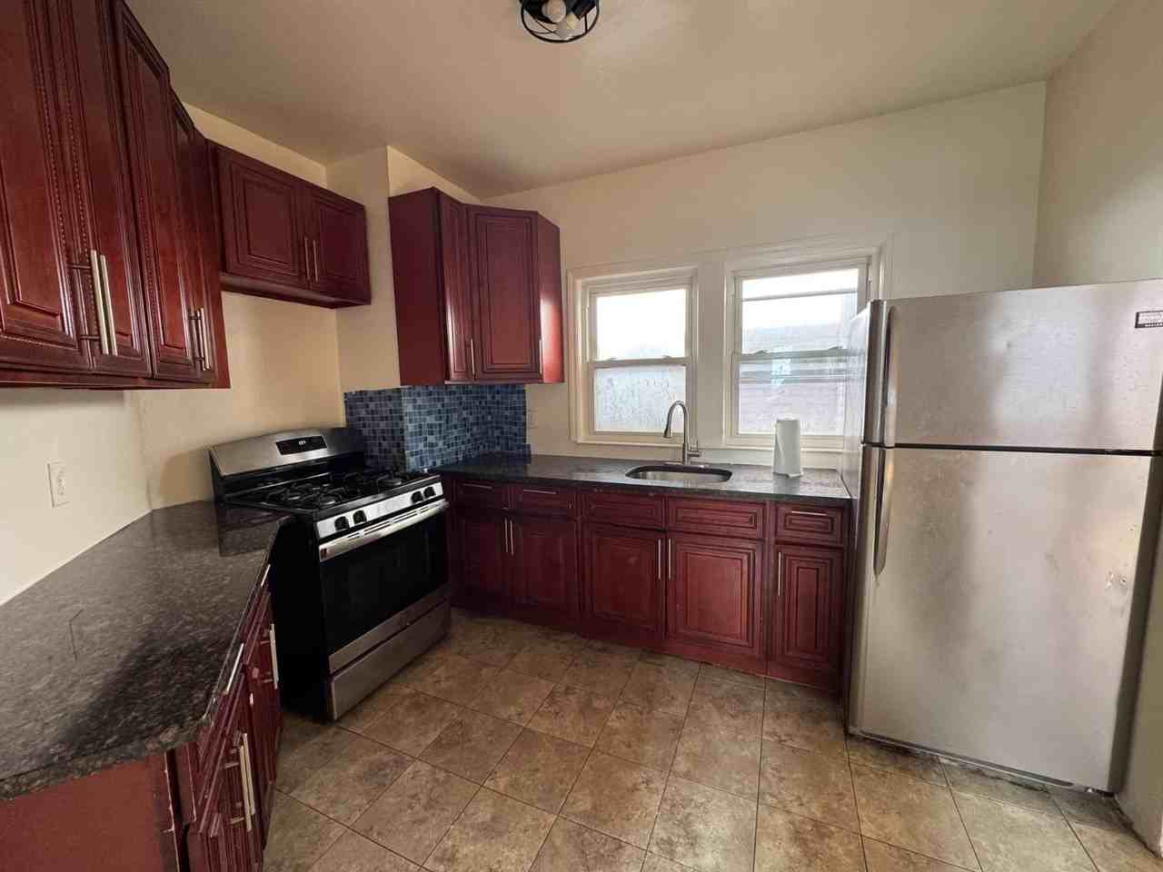 1827 Hone Ave #2 - Photo 3 of 9
