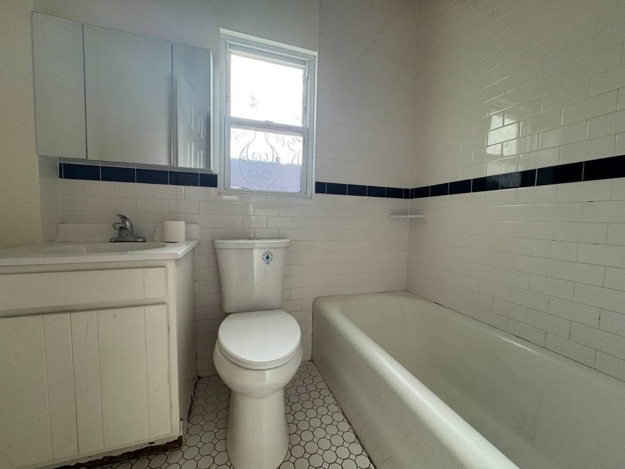 1827 Hone Ave #2 - Photo 7 of 9