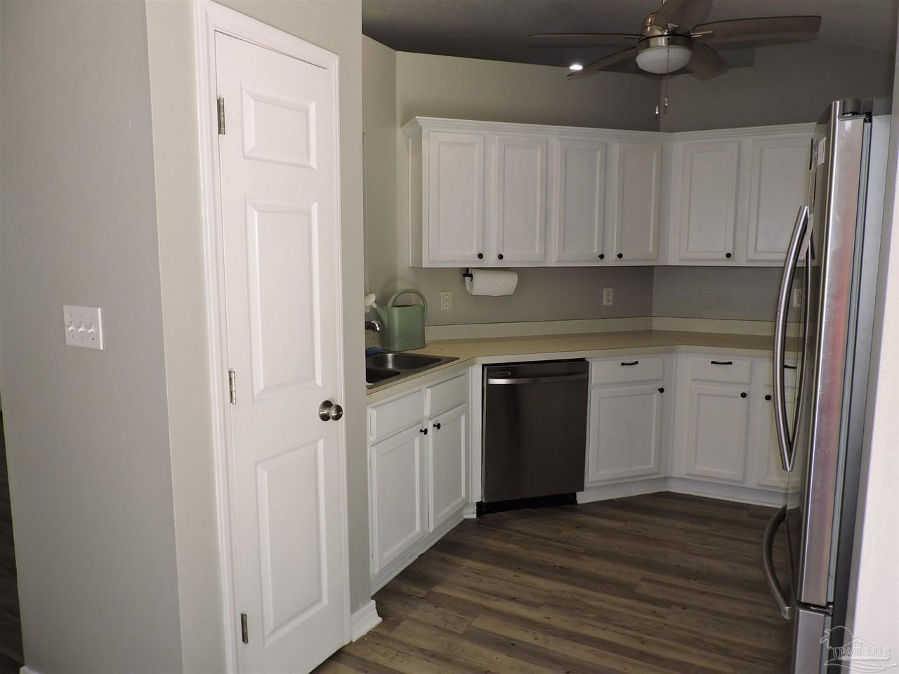 2509 Gulf Breeze Ave - Photo 5 of 18