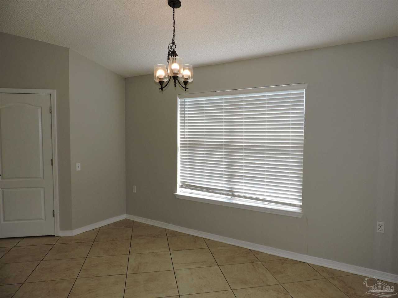 10162 Crest Ridge Dr - Photo 6 of 23