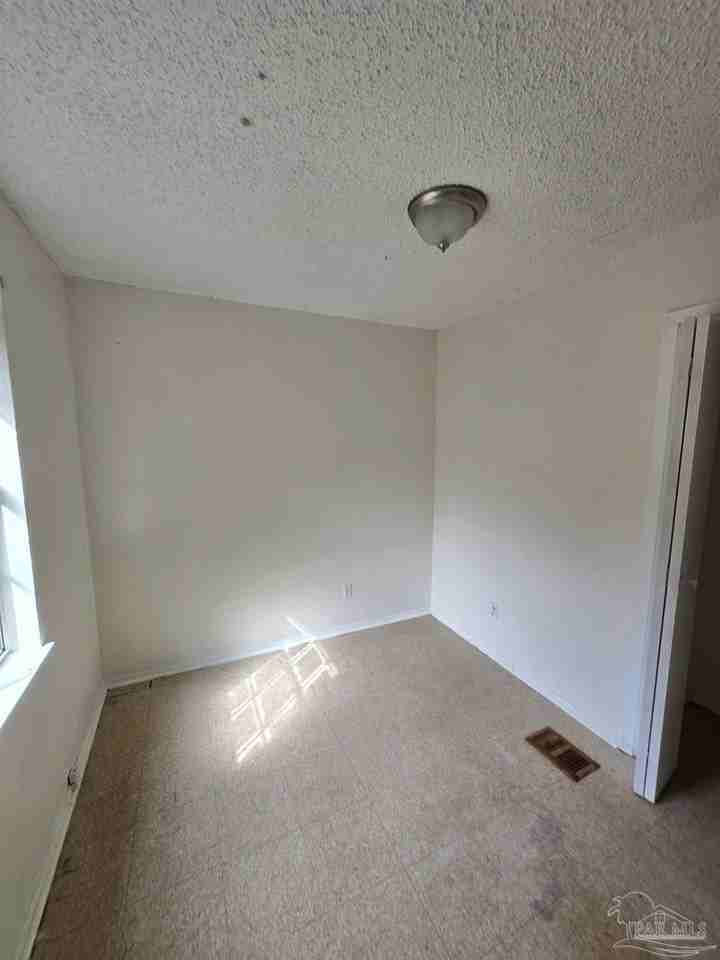 1111 Lake Dr #A