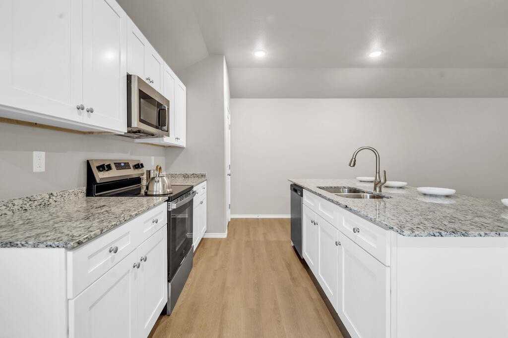 8341 E County Road 111 - Photo 7 of 19