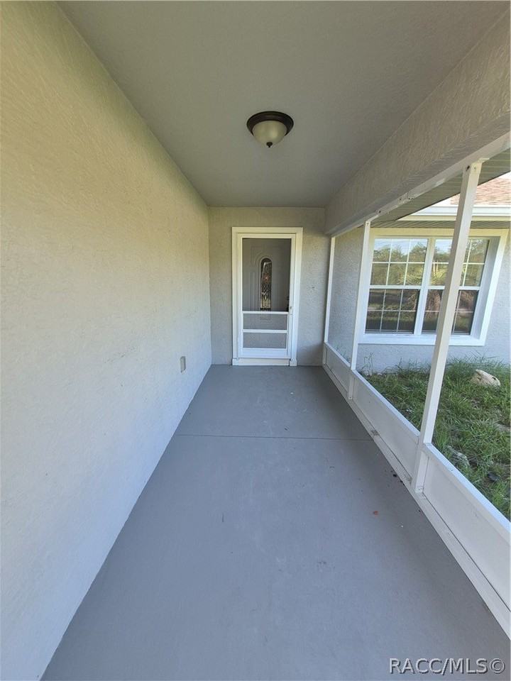 1160 W Geneva Pl - Photo 4 of 14