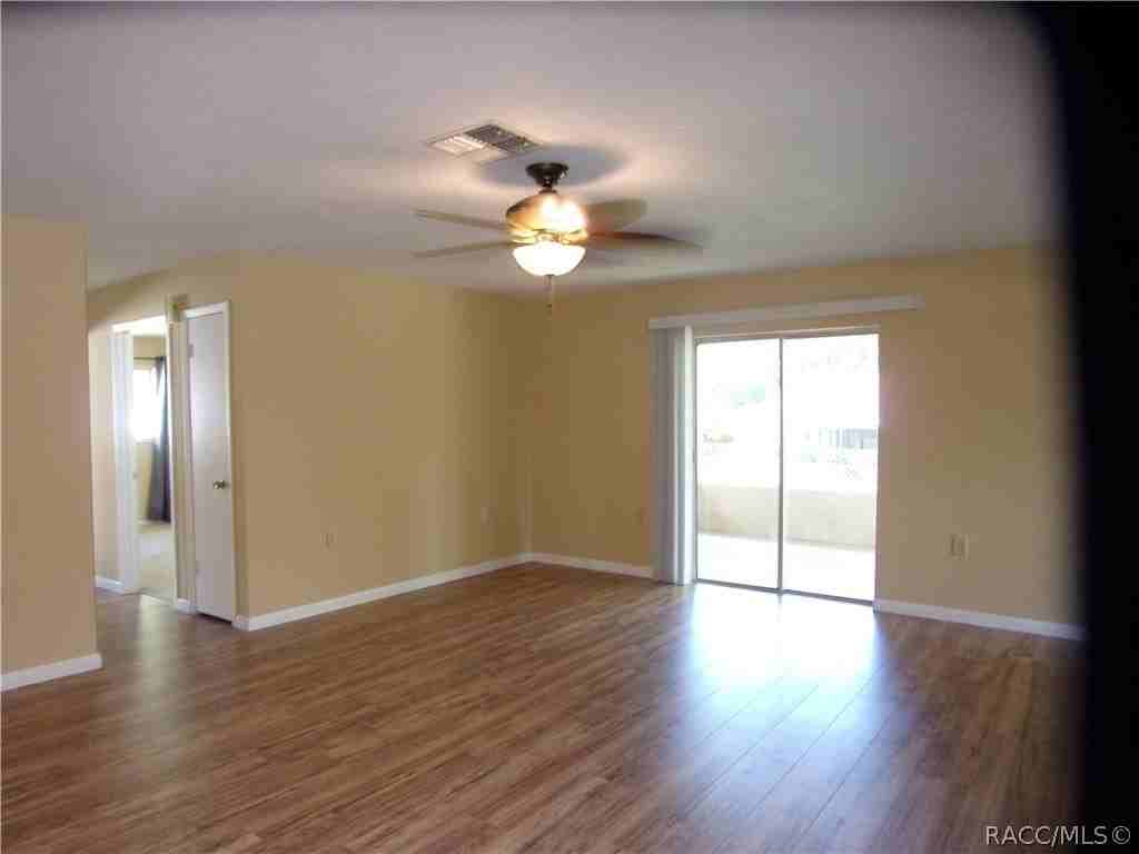 203 S Tyler St - Photo 7 of 18