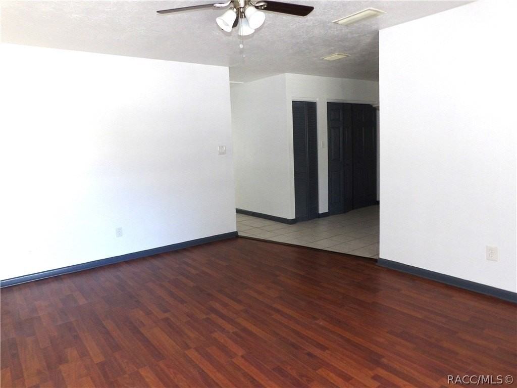 818 Ne 5th Ave - Photo 3 of 10